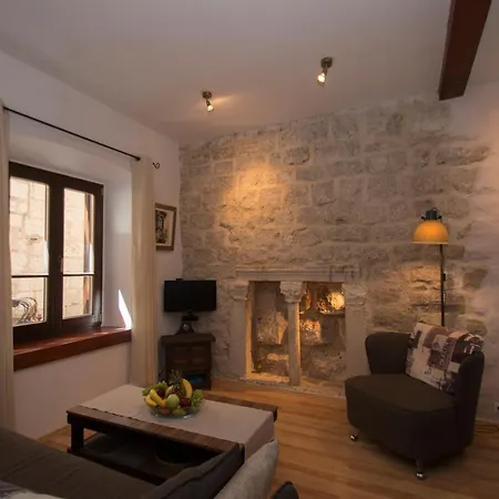 Sunny Town * コルチュラ