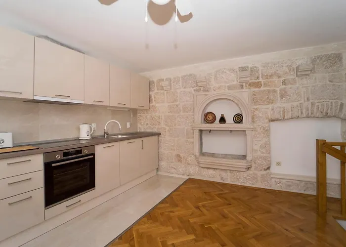 Sunny Town * Korčula