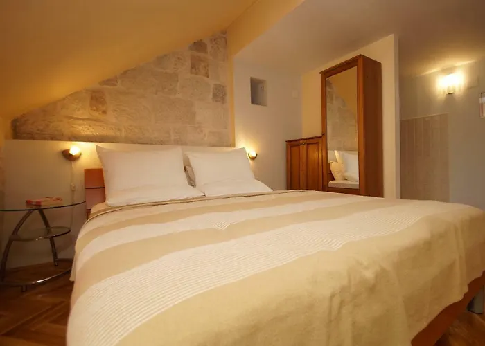 Sunny Town Apartament